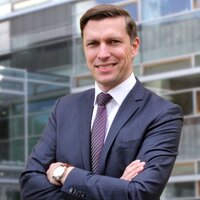 Prof. Dr. rer. oec. Alexander Knauer